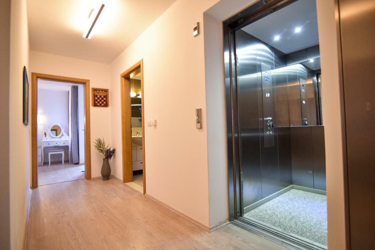 Stella Apartment